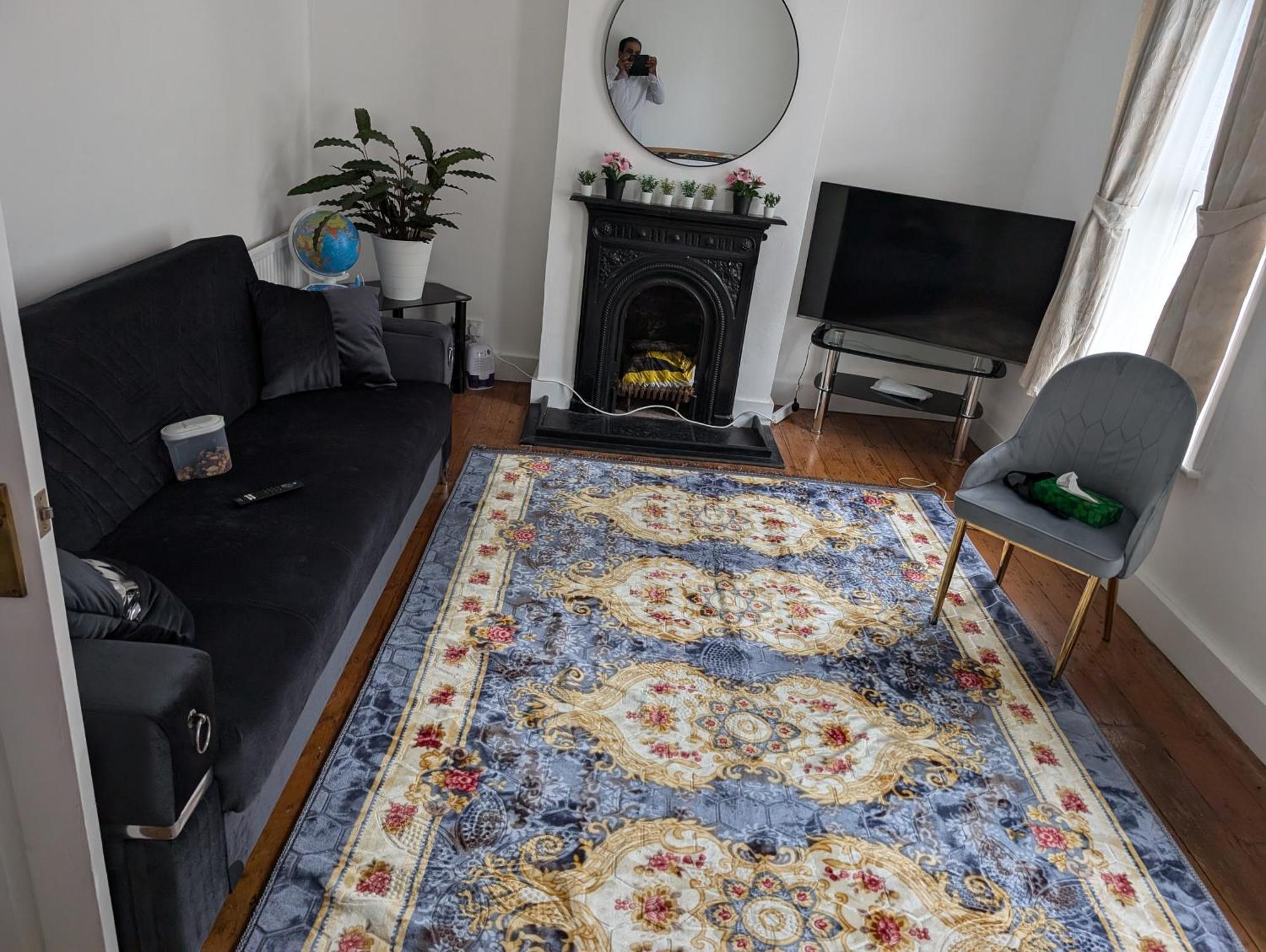 Jacob Lodge Sutton  Bagian luar foto